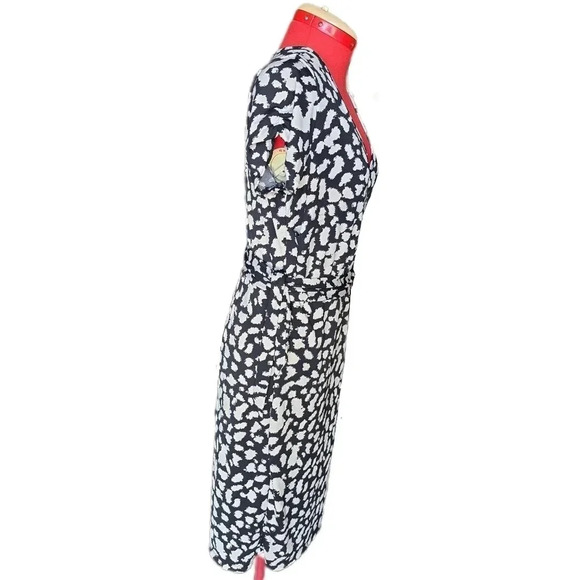 Ann Taylor Loft, Size L, Black and White Wrap Dress - Picture 11 of 16